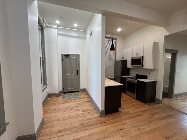 Photo - 1725 Elm St Unidad 11