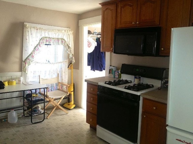 Photo - 32 Pond St Unit 2w