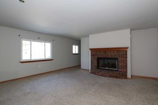 Photo - 3 Bedroom Arcadia Rambler!