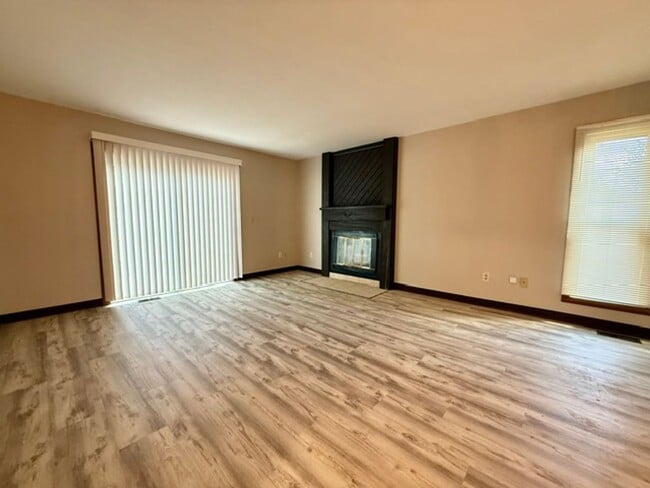 Photo - 2537/2539 Lex-Ontario Road - 2539 Unit 2539