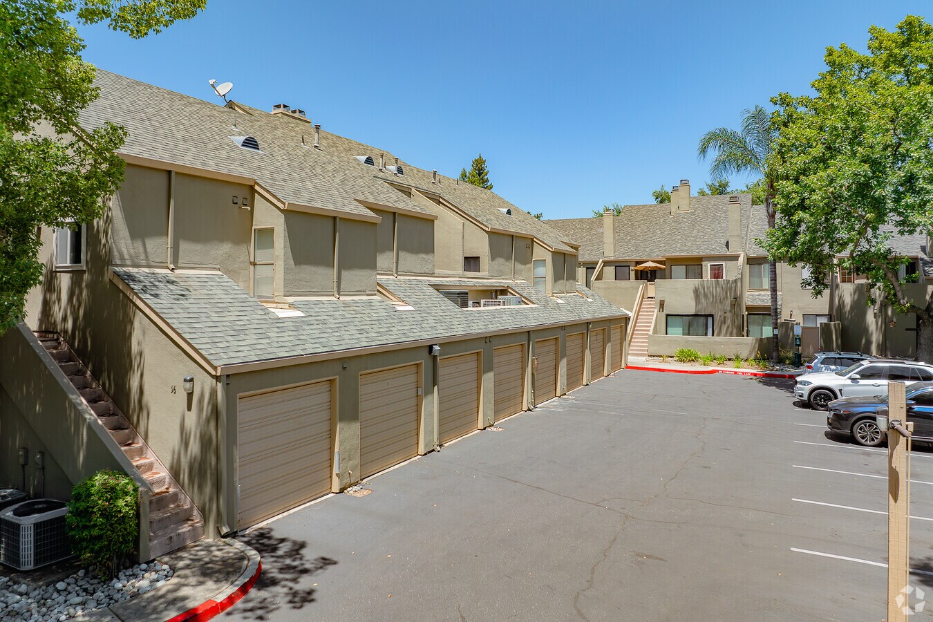 Alternate - Hemlock Street Condominiums