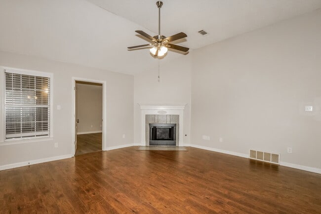 Photo - 4730 Buckhead Cir