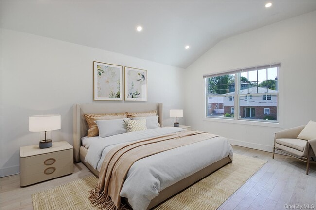 Photo - 46 Linwood Rd S