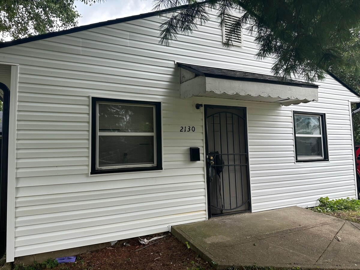 Photo - 2130 Admiral Dr