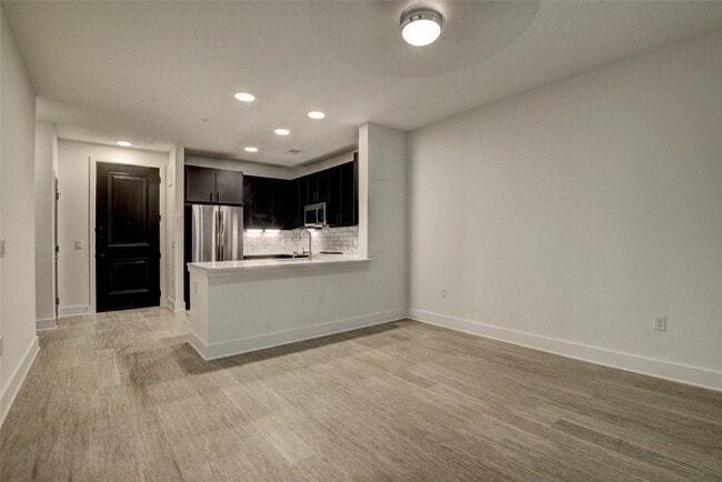 Photo - 6400 Washington Ave