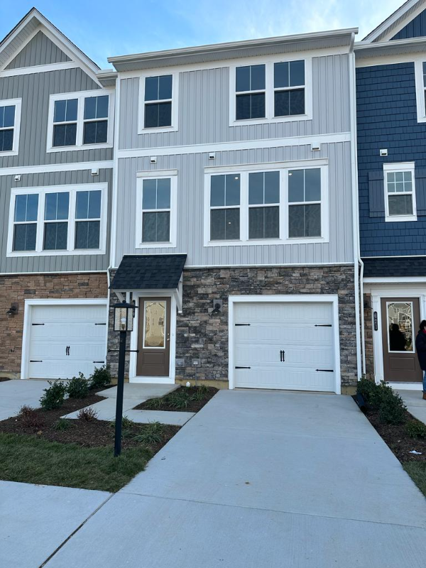 619 Rivanna Hl Rd Townhome - Townhome Rental in Glen Allen VA | ForRent.com