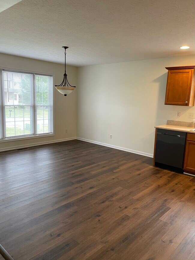 Eat in Dining Area - 3678 Avalon Dr