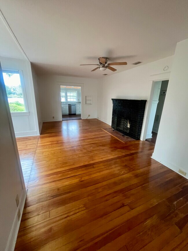 Photo - 311 Concord Dr