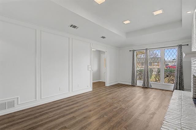 Photo - 2126 Teakwood Ln