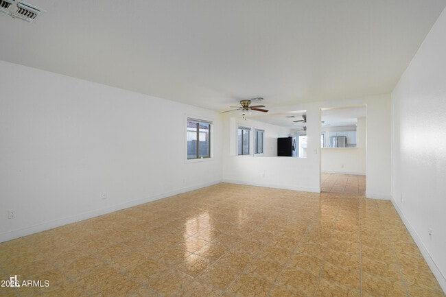 Photo - 11825 W Edgemont Ave