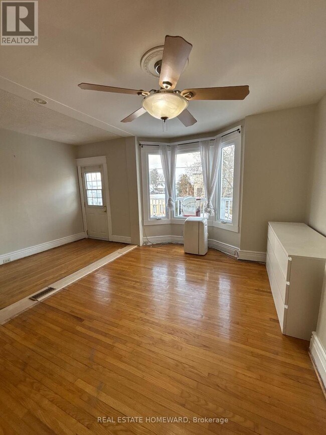 Photo - 75 Dunkirk Rd