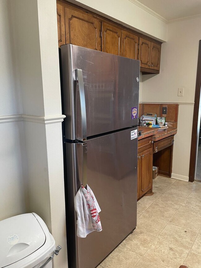 Photo - Country Club Dr.