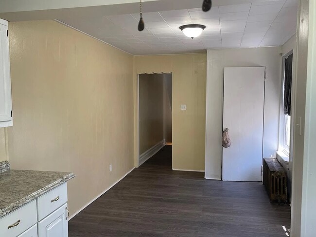 Photo - 140 S 12th St Unit #2