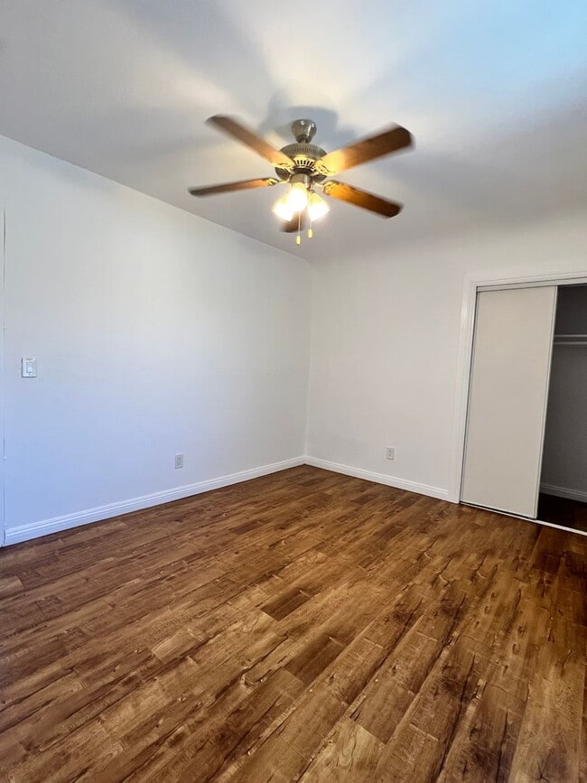 Photo - 4172 S Hobart Blvd Unidad 4172 S. Hobart