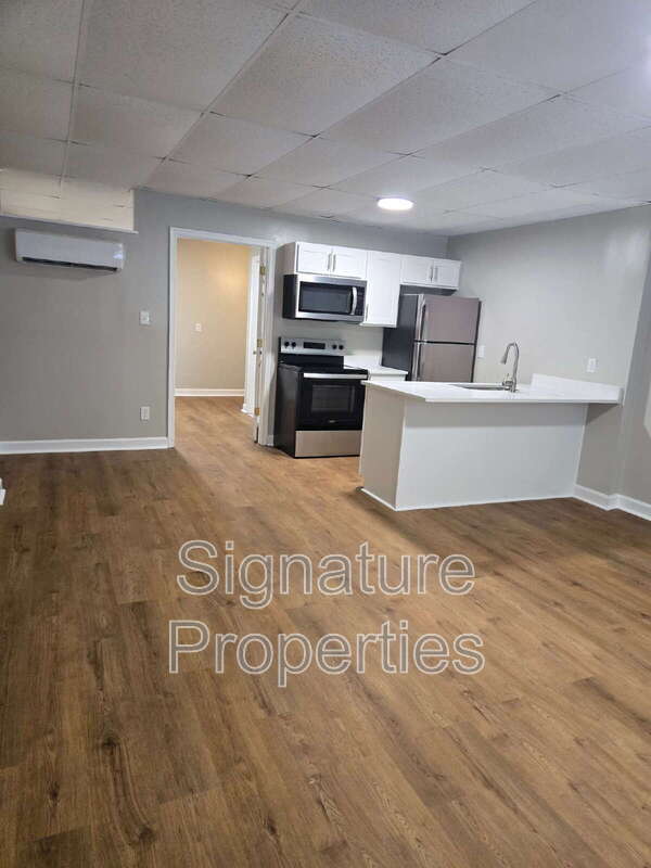 Photo - 773 Long Point Rd Unit 1
