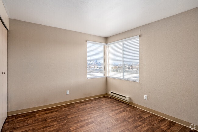 1BR, 1BA - 768SF - Bedroom - City Views