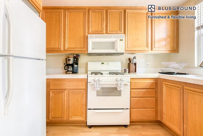 286 N Madison Ave Unit SI FL3-ID1153