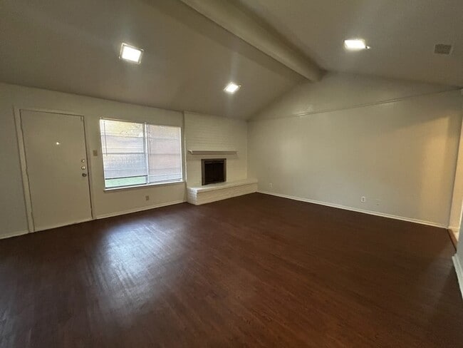 Photo - 2716 Sibley Dr