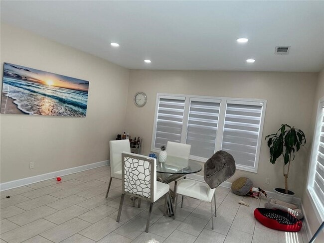 Photo - 2670 Turning Leaf Dr N West