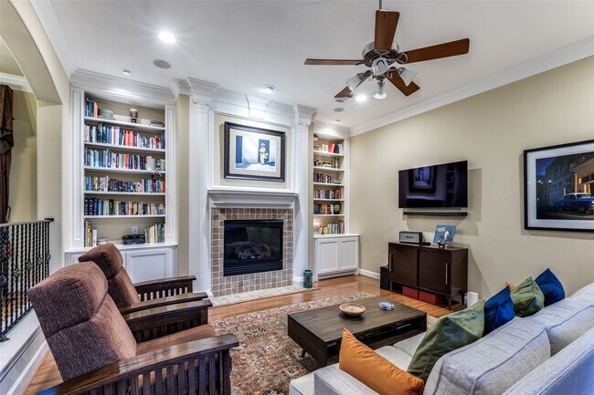 Photo - 4512 Rose St