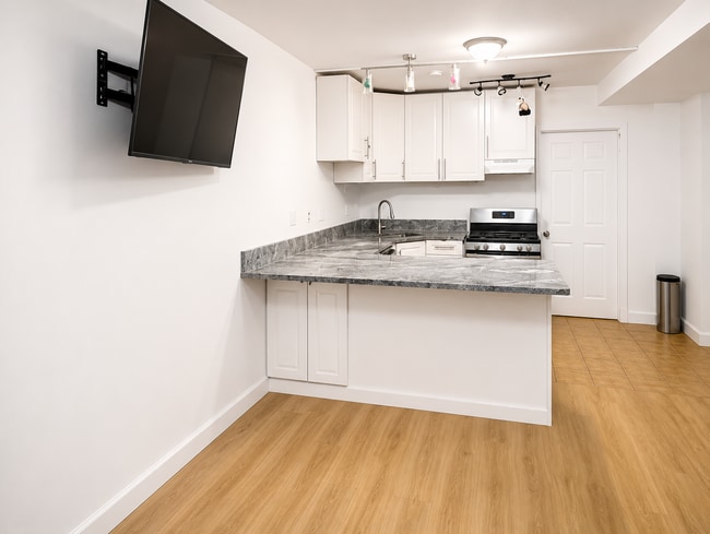 Photo - 4014 3rd St NW Unit 4014 3rd St NW #2