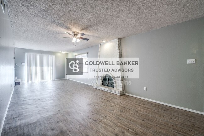 Photo - 5308 Kenosha Ave