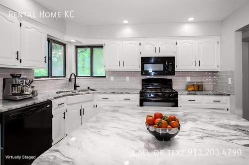 Photo - 7920 W 113th Terrace