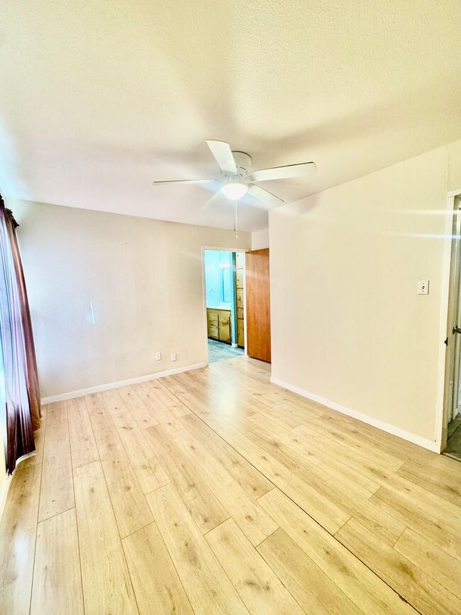 Photo - Lexington Subdivision-3/2-Move in ready! Call and schedule today!--Move in special