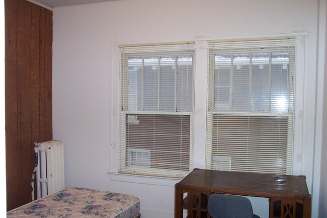 Photo - 736 S Forest Ave Unit #4