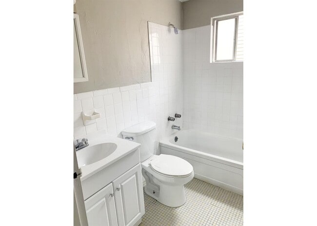 Photo - 331 Shiloh St Unit 331-05