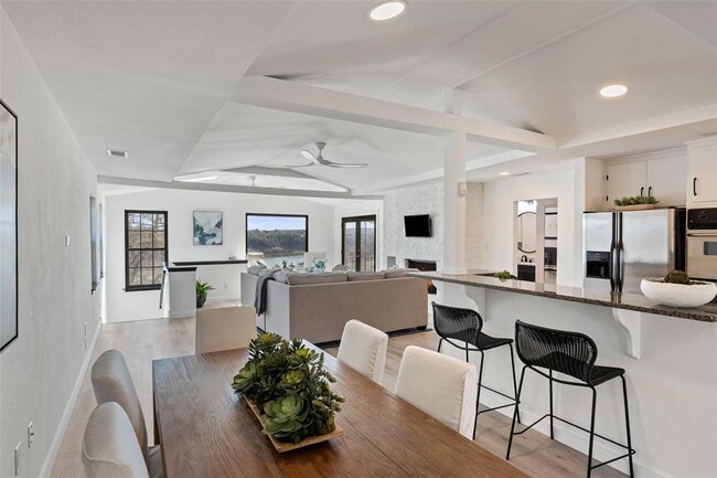 Photo - 1201 Lakeshore Dr Casa