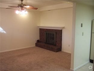 Building Photo - 11525 N Meridian Ave Unit NA Rental