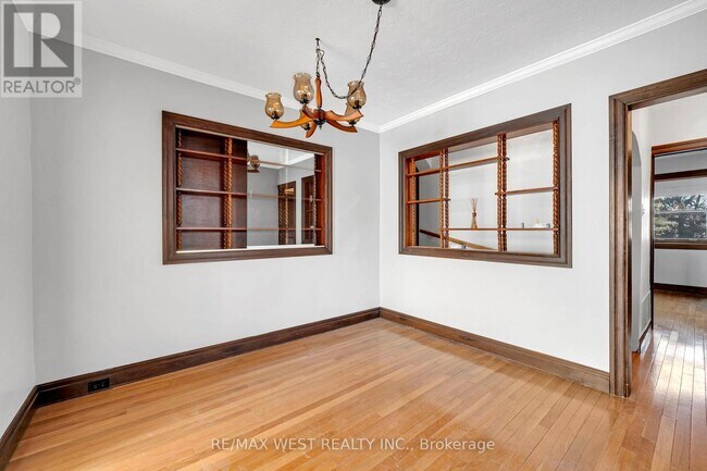 Photo - 1607 Kenmuir Ave