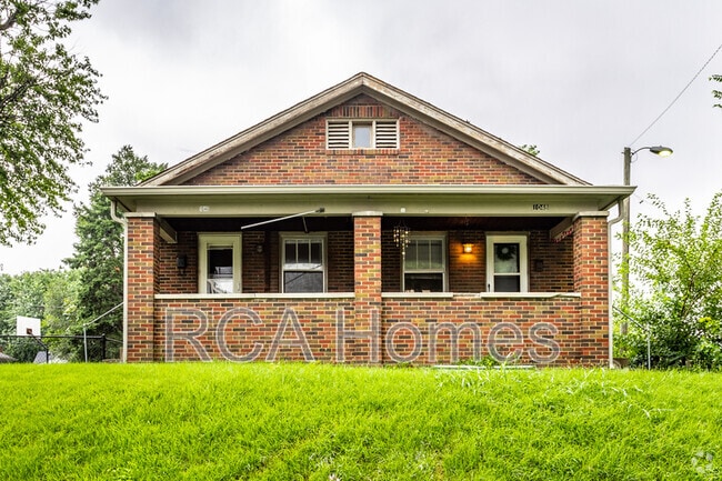 Building Photo - 1046 E Bradbury Ave Rental