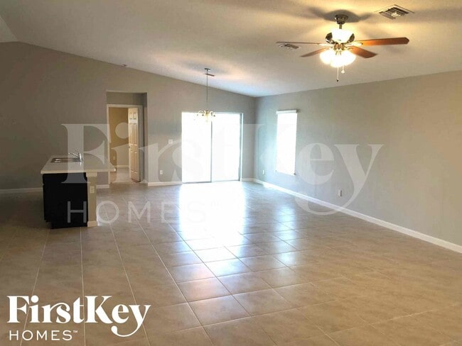 Photo - 2477 SW Aberdeen St