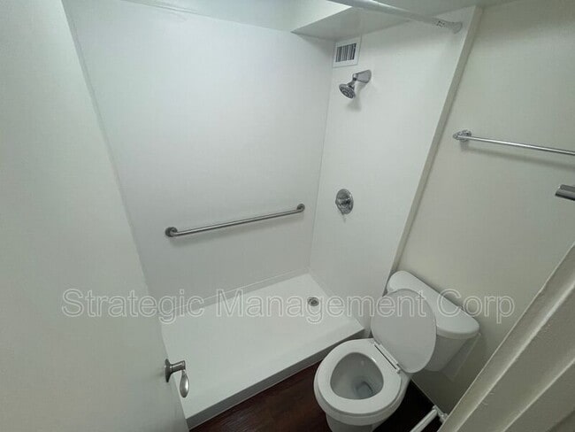 Photo - 1301 Lusitana St Unidad 301