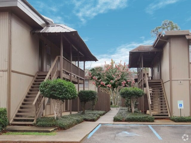 Tanglewood Apartments
