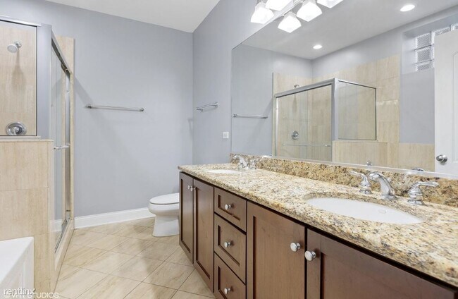 Photo - 3 br, 2 bath Condo - 4040 N Mozart St