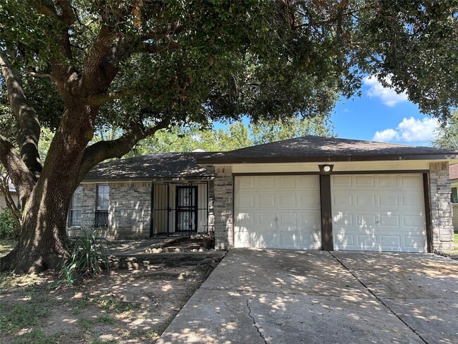 Building Photo - 1006 Kenforest Dr