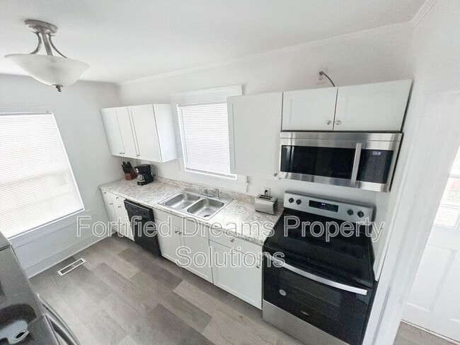 Photo - 315 S. Third Ave