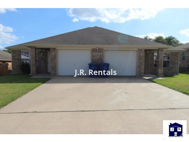 Building Photo - 4107 Primrose Dr Rental