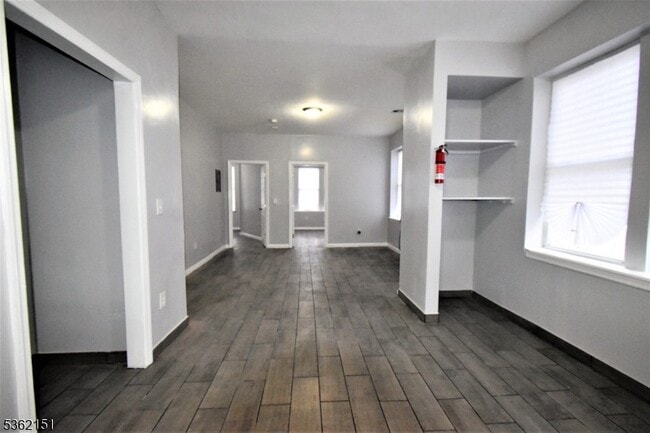 Building Photo - 482 S 17th St Unit 2L Rental