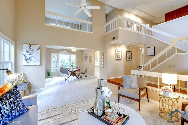 Photo - 5218 Rio Lobo Dr