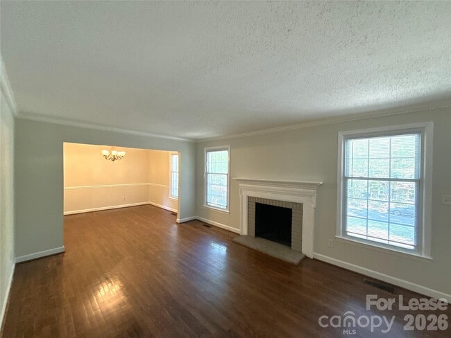 Photo - 5710 Charing Pl