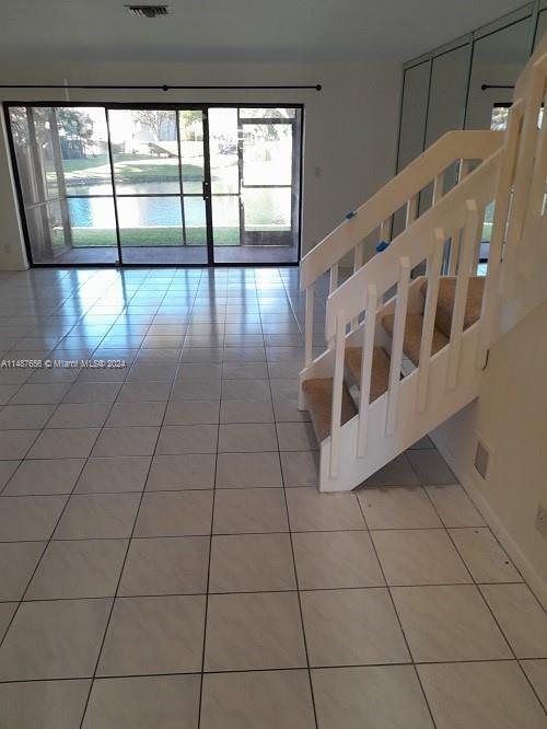Photo - 4820 NW 82nd Ave