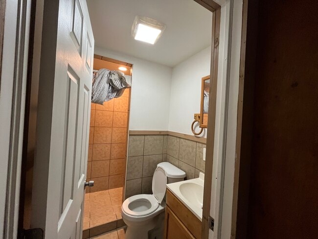 Photo - 208 Main St Unit 1