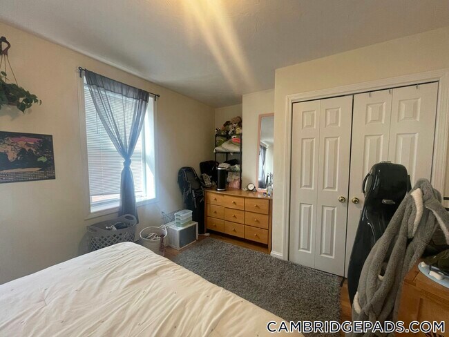 Photo - 1056 Cambridge St Unit 2R