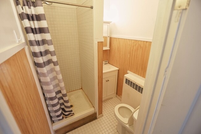 Photo - 326 E Savidge St Unit #4