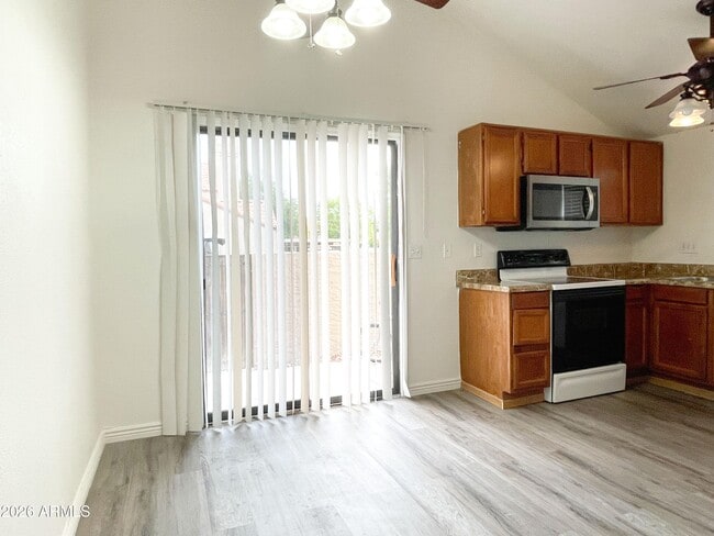 Photo - 3491 N Arizona Ave