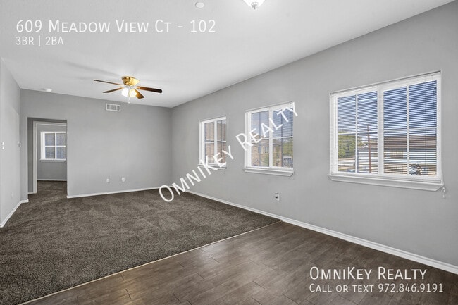 Photo - 609 Meadow View Ct Unit 102